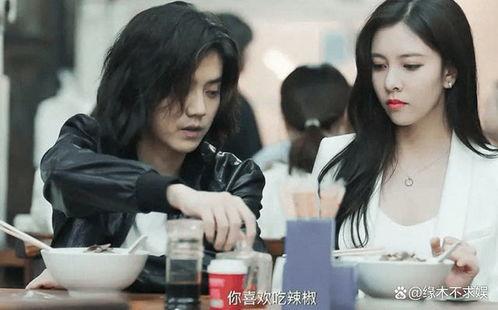 狗仔爆料俩姑娘视频,俩姑娘私密视频曝光，真相揭秘  第2张