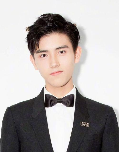 娱乐爆料陈飞宇,揭秘明星背后的故事  第1张